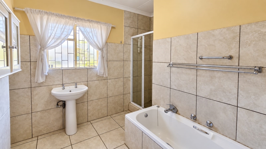 3 Bedroom Property for Sale in Schoemansville North West